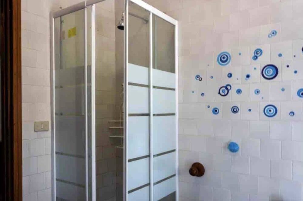 Photo of Bathroom in Mandra Capreria