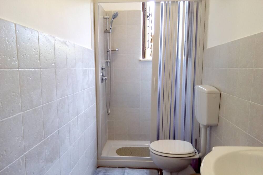 Photo of Bathroom in Mascalucia