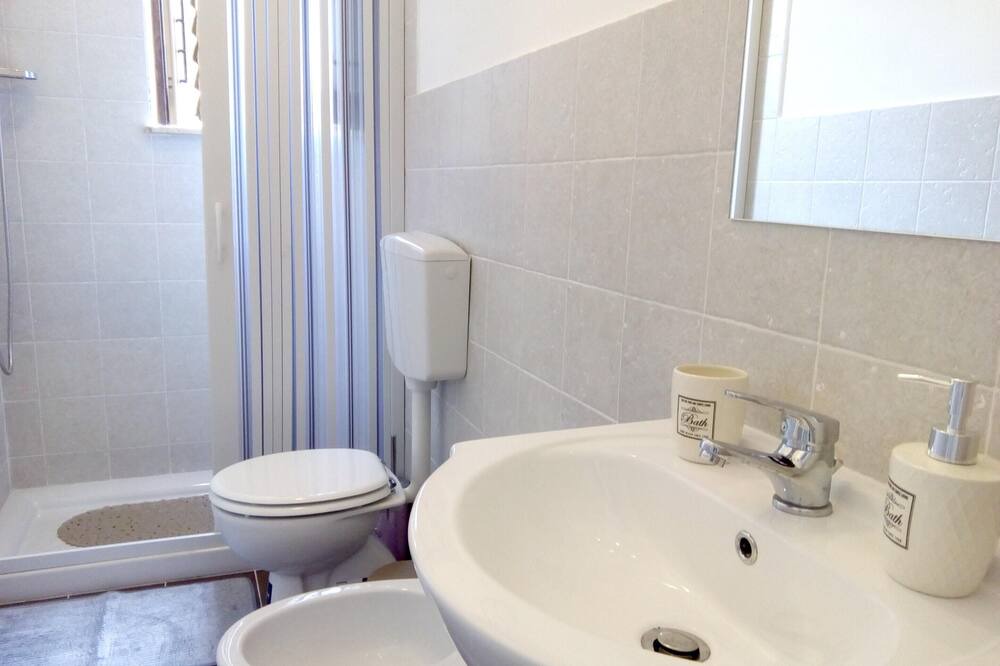 Photo of Bathroom in Mascalucia