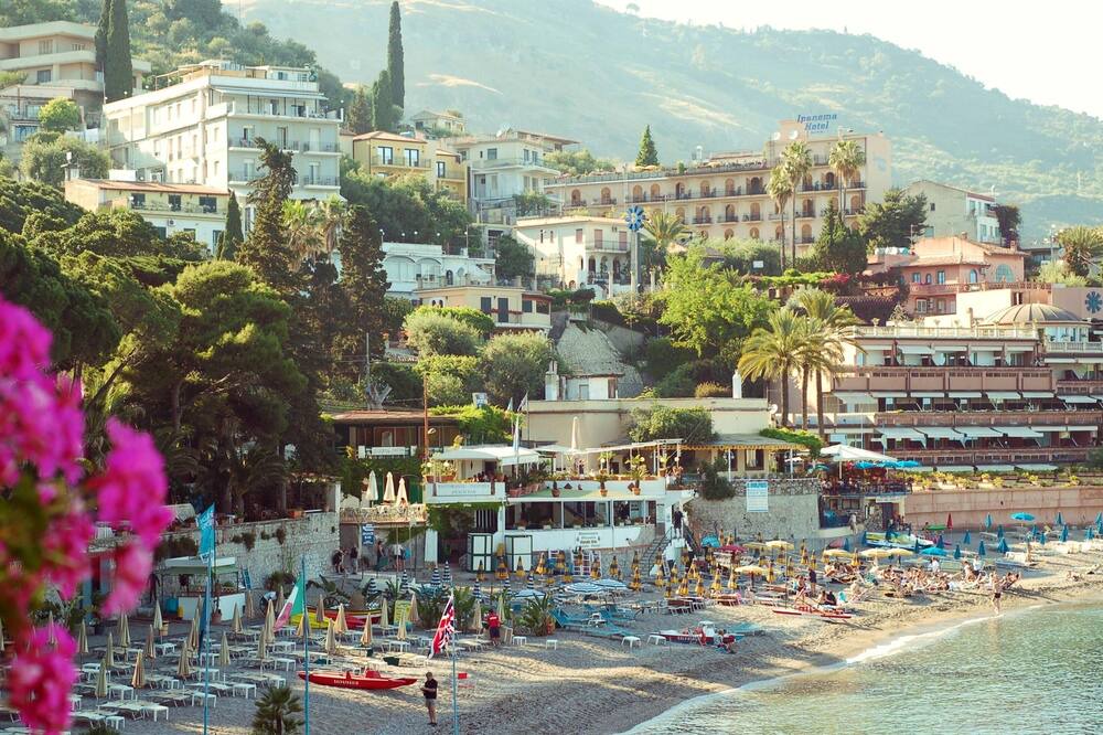 Photo of Others in Mongiove