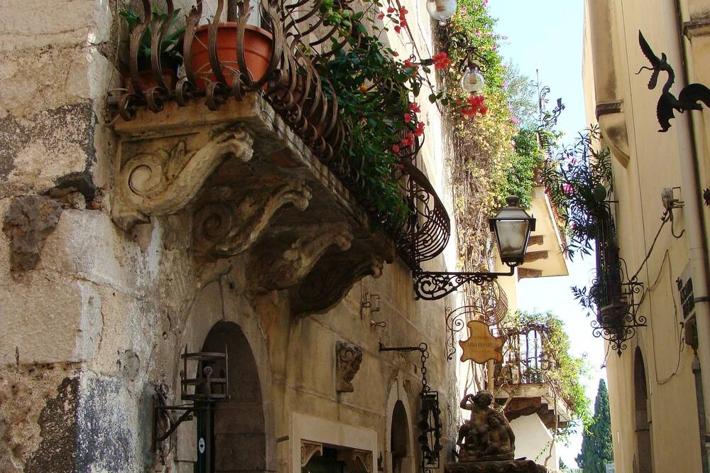 Photo of Others in Mongiove