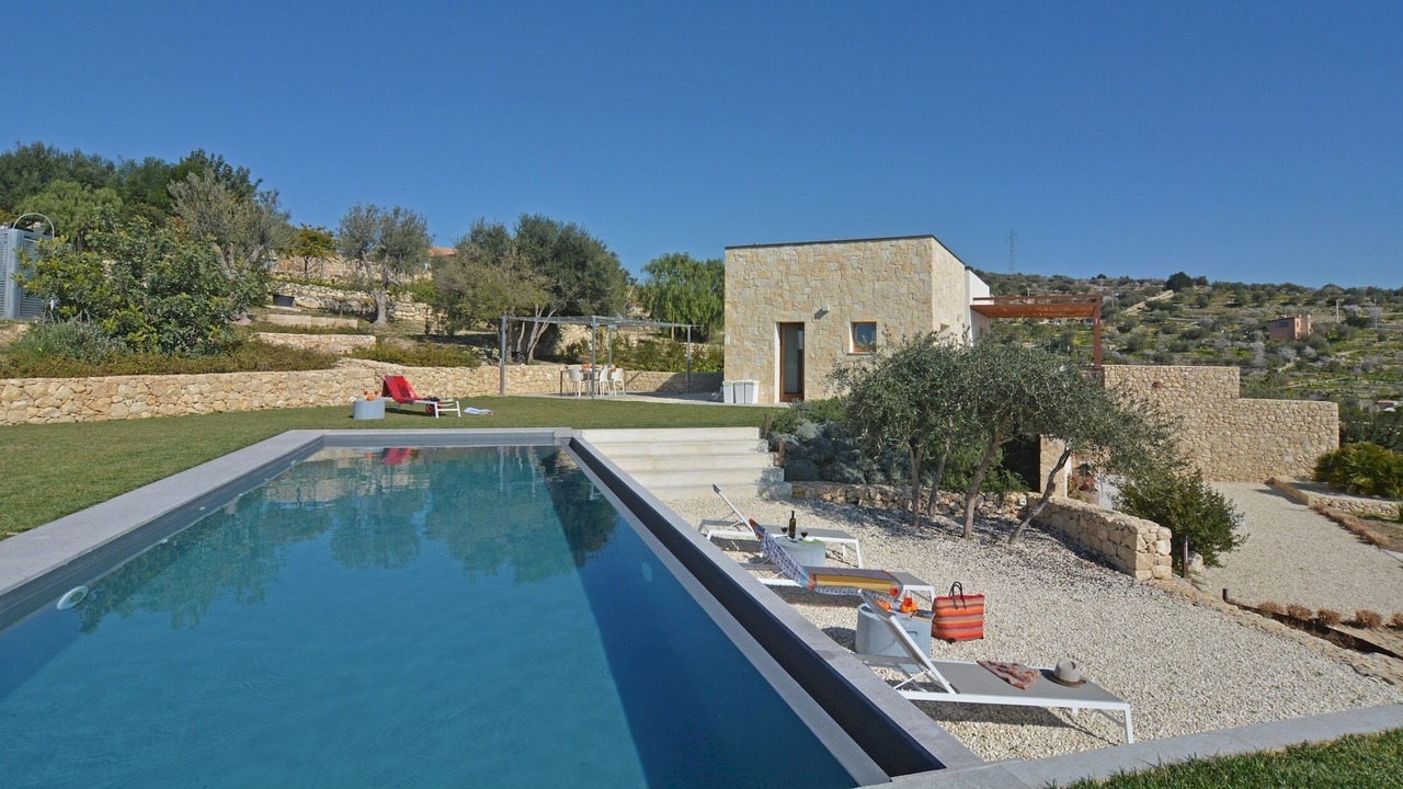 Photo of Outdoor in Avola