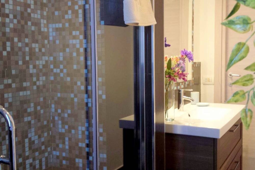 Photo of Bathroom in Caltagirone