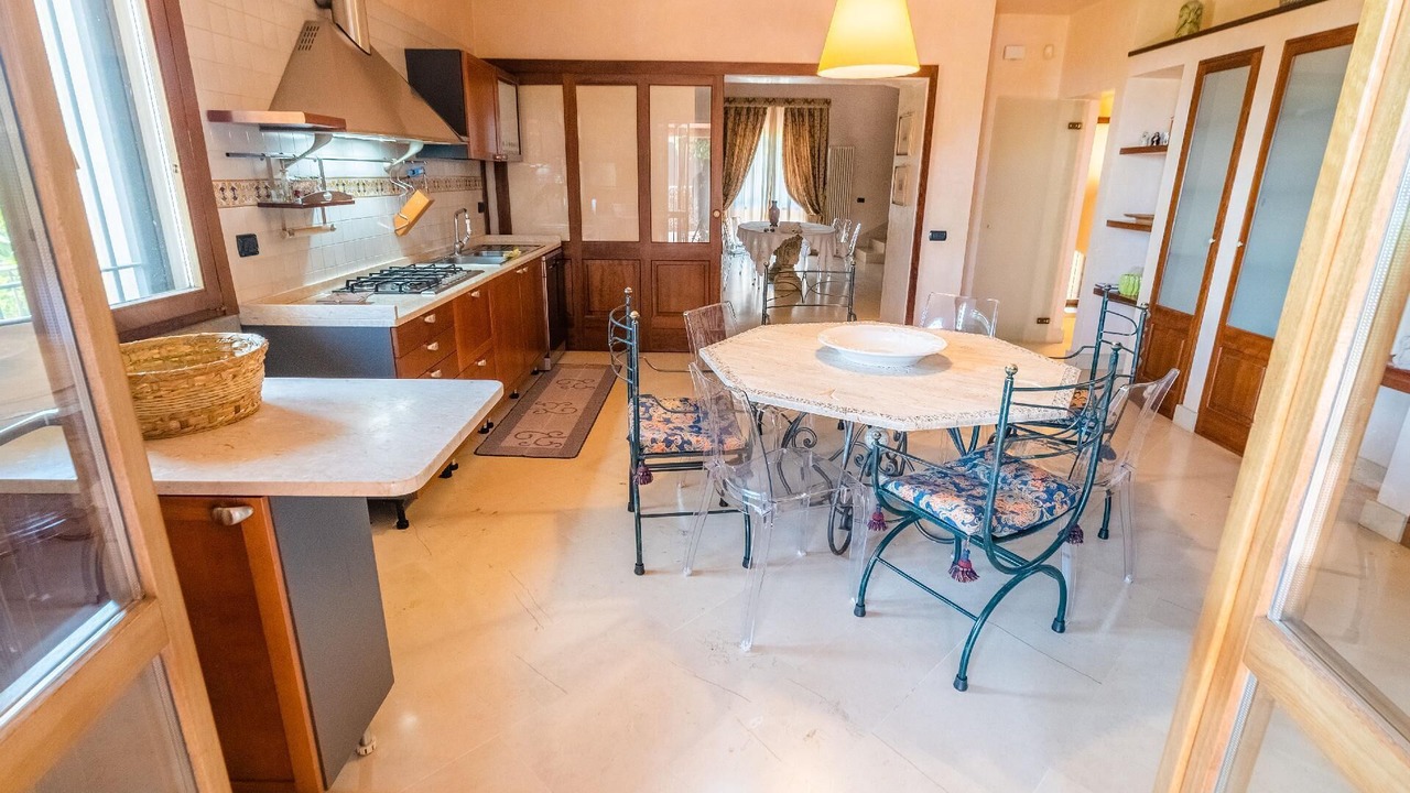 Photo of Kitchen in Pedara