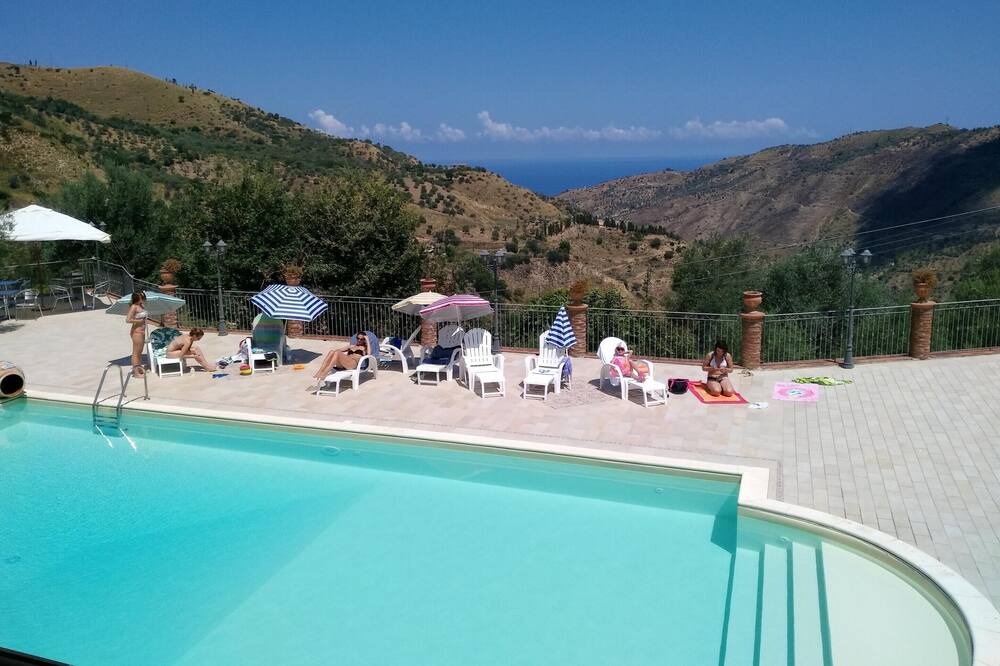Photo of Outdoor in Reitano