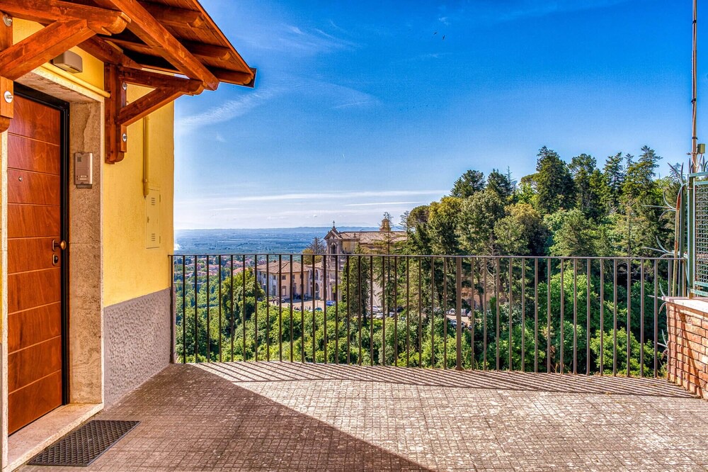 Photo of Patio Balcony in Caprarola