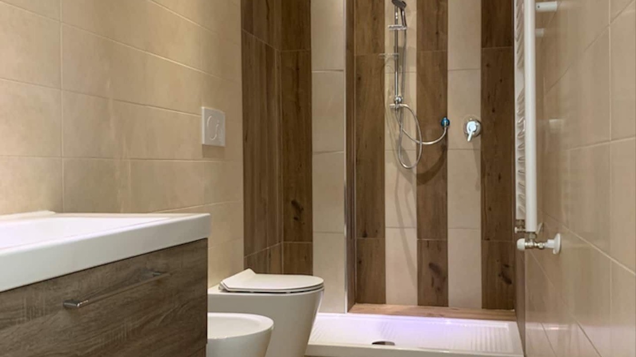 Photo of Bathroom in Pagani