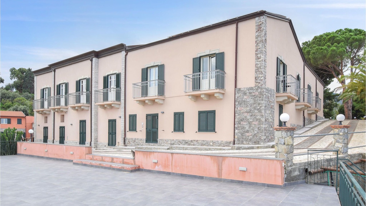 Photo of Outdoor in Patti