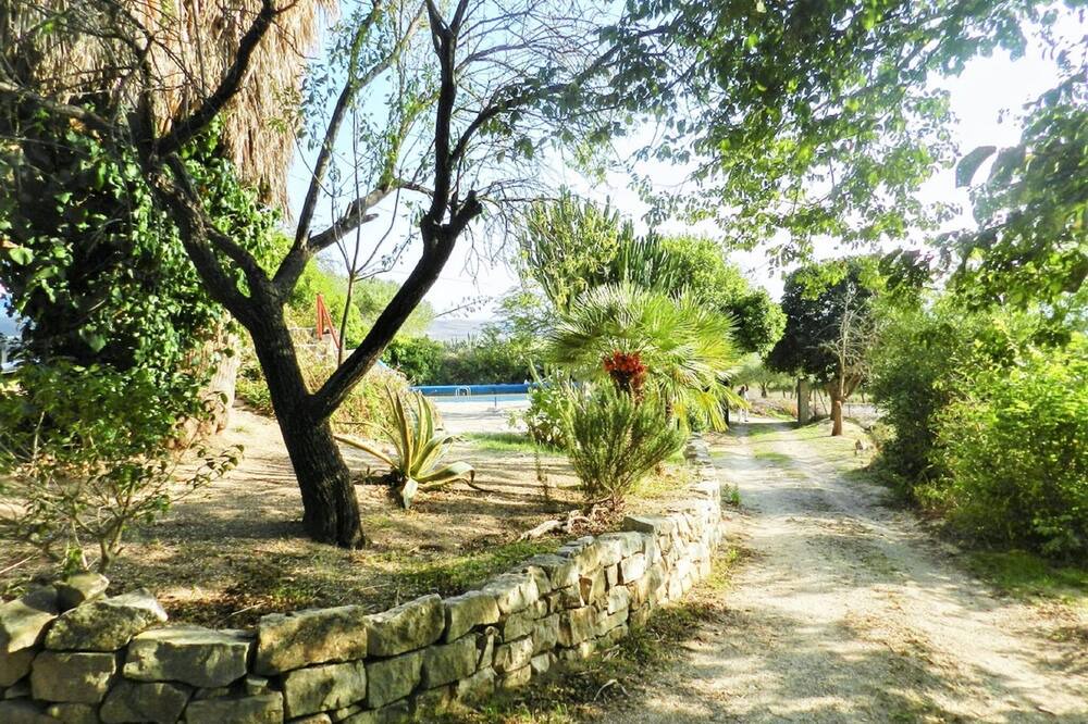 Photo of Outdoor in Mockarta