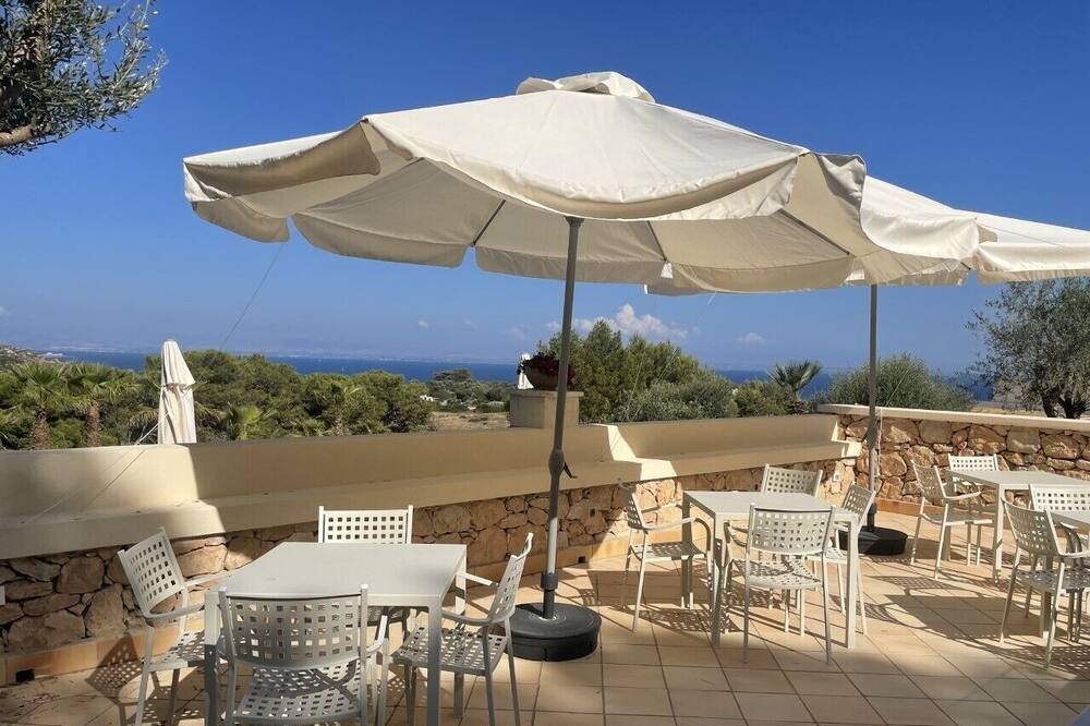 Photo of Patio Balcony in Levanzo