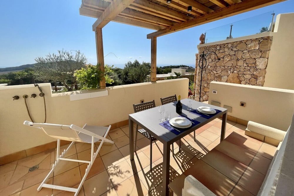 Photo of Patio Balcony in Levanzo