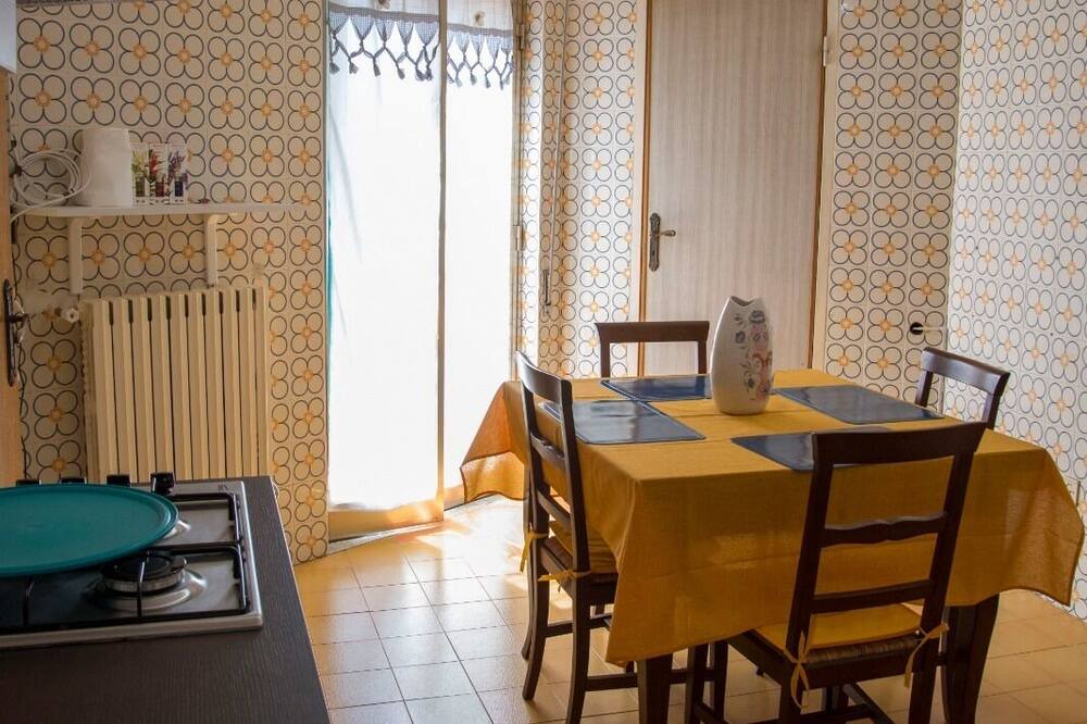 Photo of Kitchen in Palazzolo Acreide Historic Centre