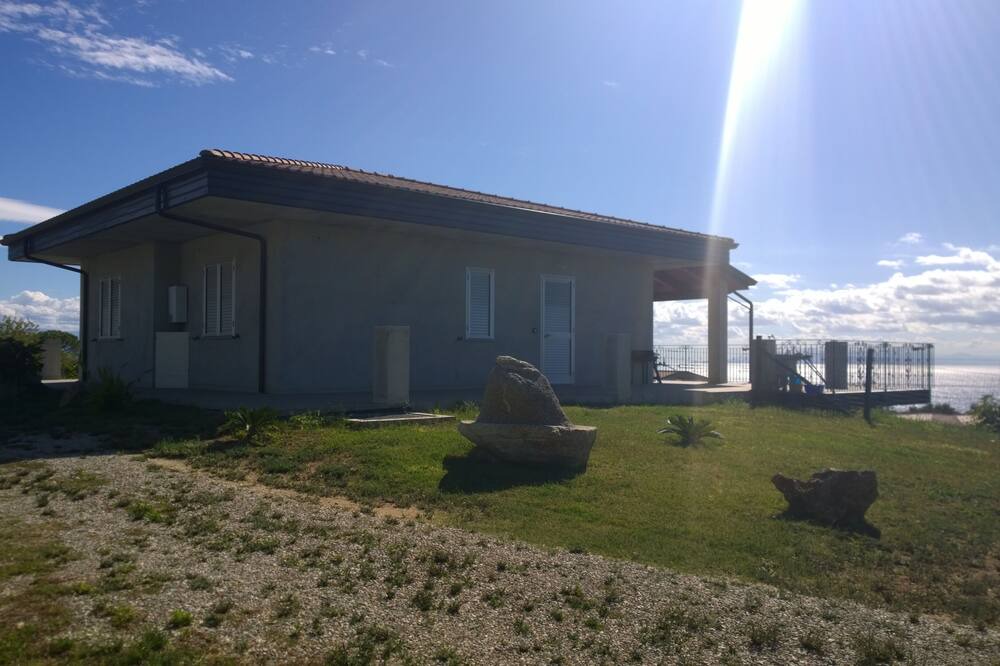 Photo of Outdoor in Ricadi