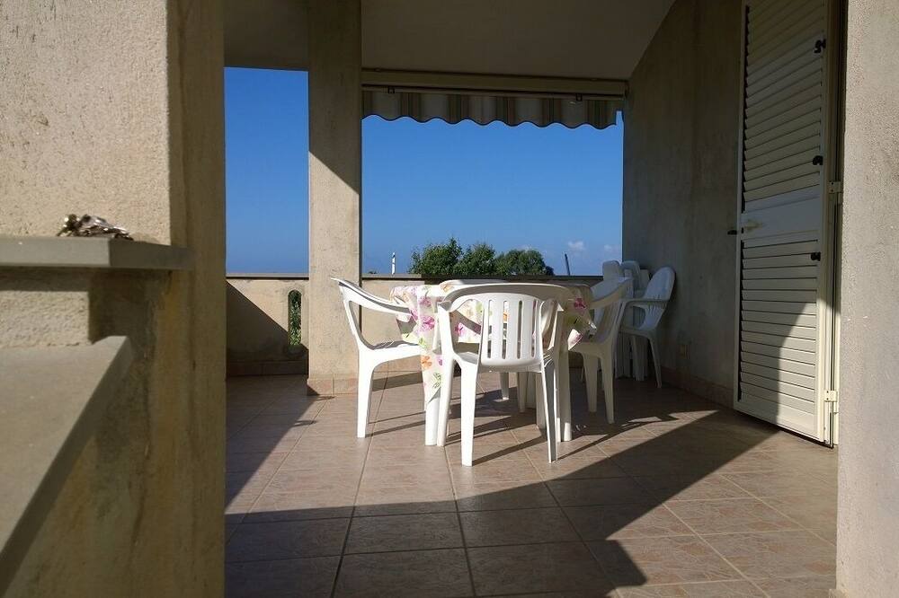 Photo of Patio Balcony in Ricadi