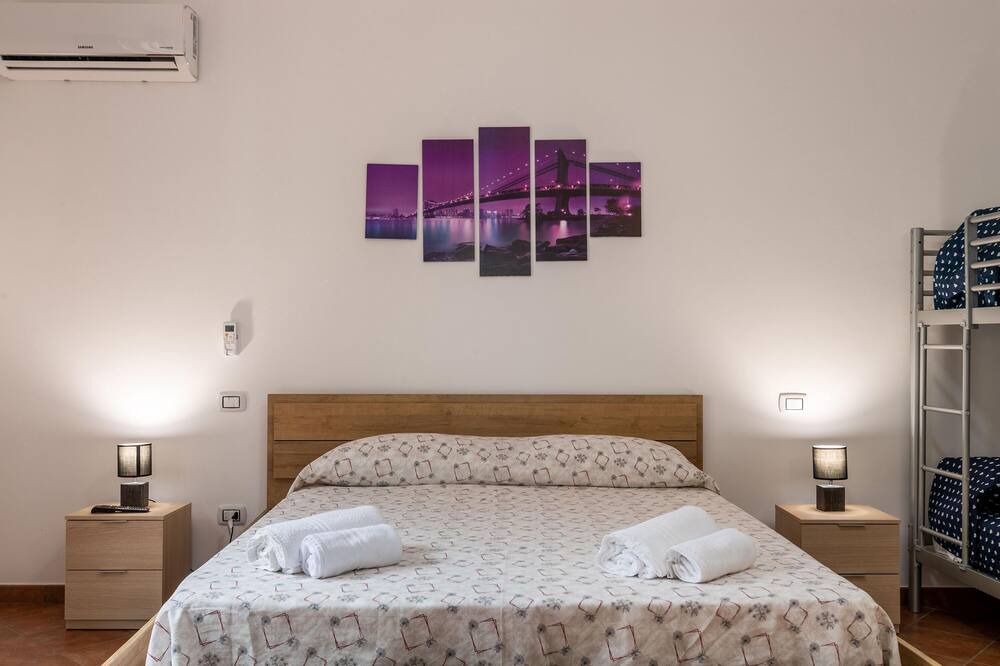Photo of Bedroom in Cinisi
