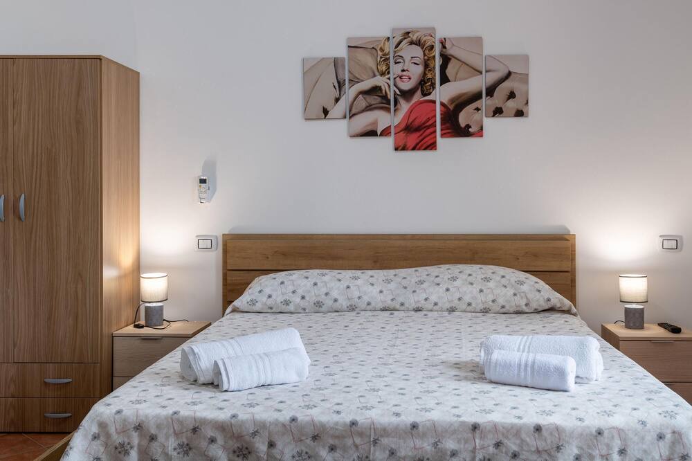 Photo of Bedroom in Cinisi