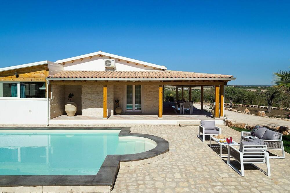 Photo of Outdoor in Noto