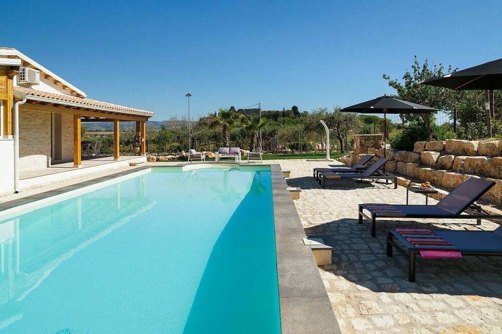 Photo of Outdoor in Noto
