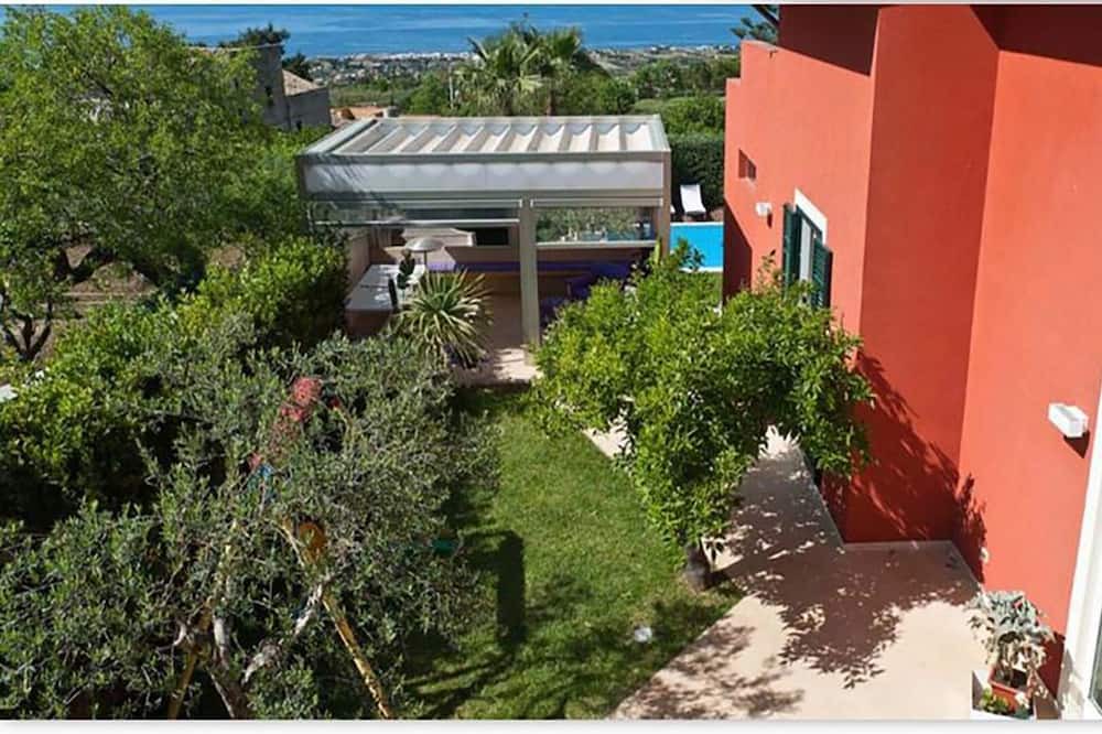 Photo of Outdoor in Paparella