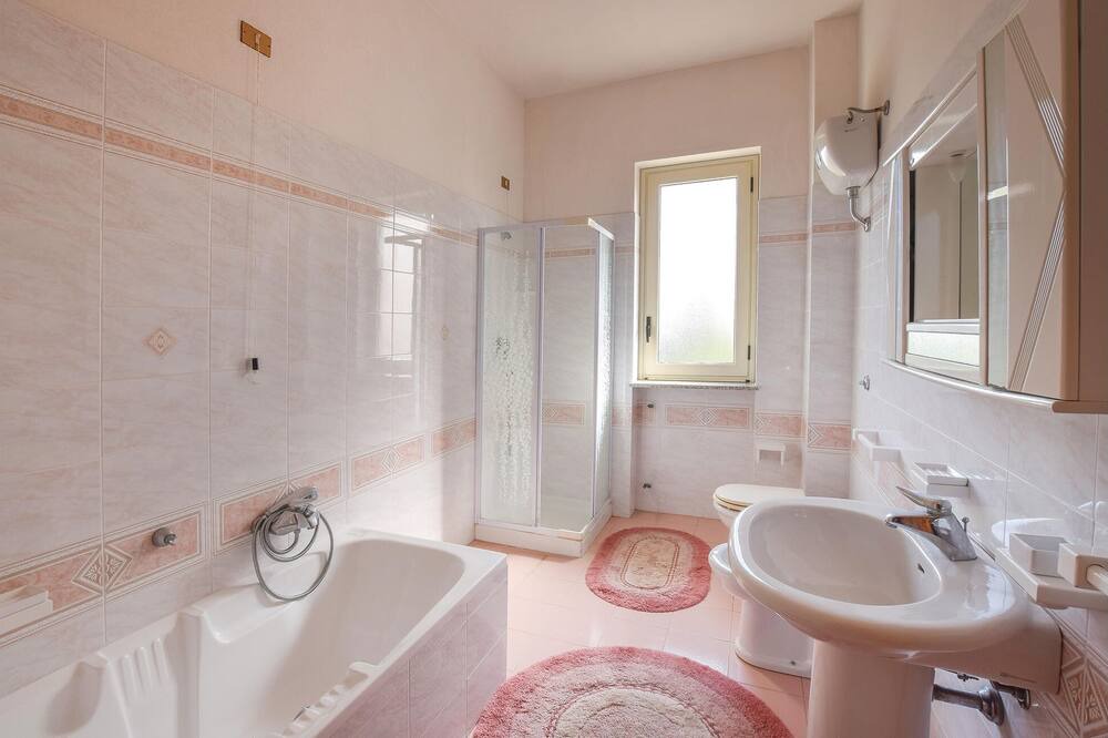 Photo of Bathroom in Nicotera Marina