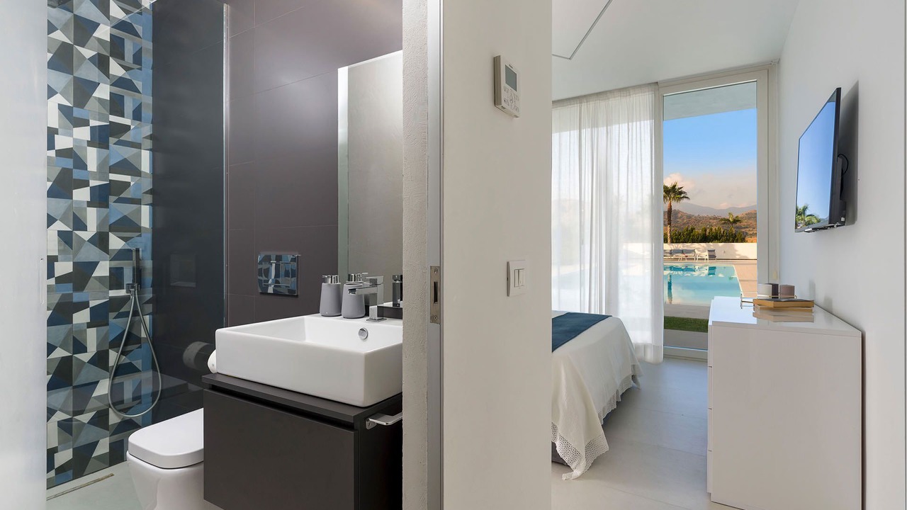 Photo of Bathroom in Calatabiano