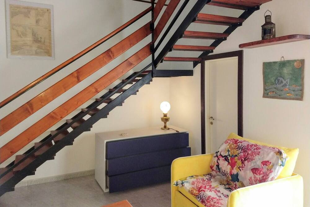 Photo of Livingroom in Vignacastrisi