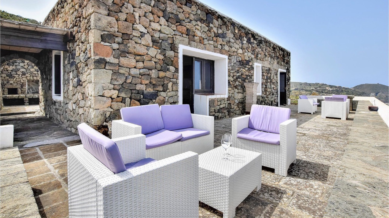 Photo of Patio Balcony in Kamma