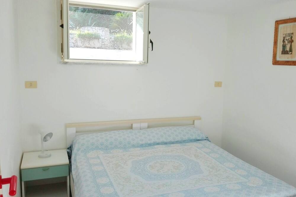 Photo of Bedroom in Marina di Novaglie