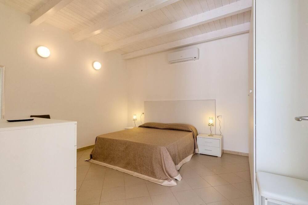 Photo of Others in Casa Papa