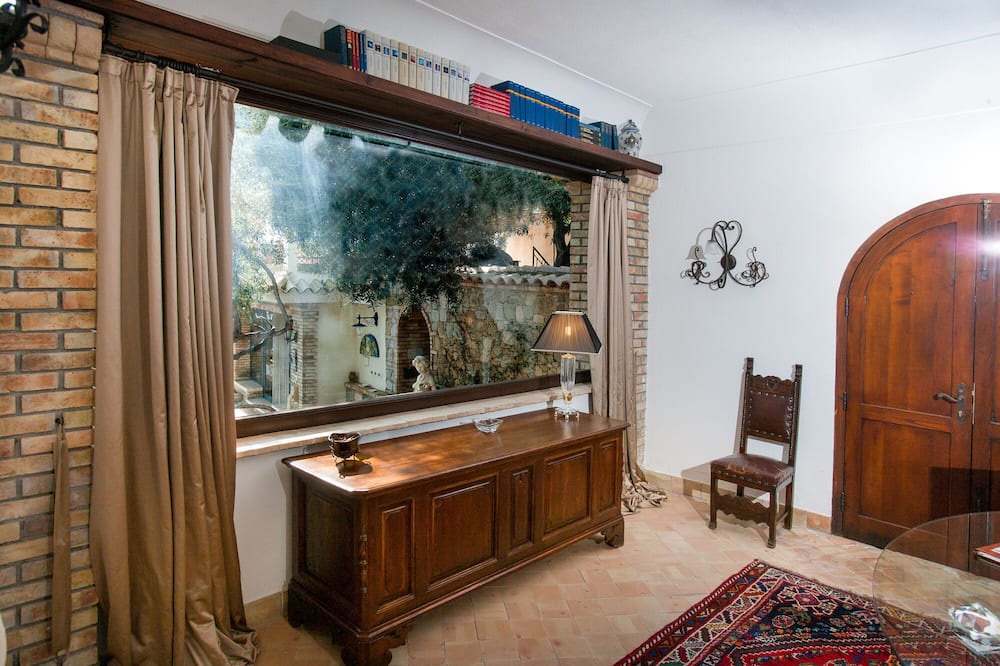 Photo of Livingroom in Letojanni