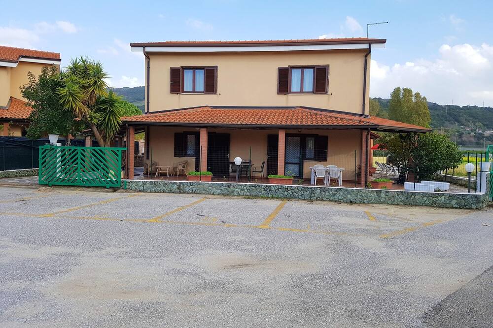 Photo of Others in Contrada Difesa I