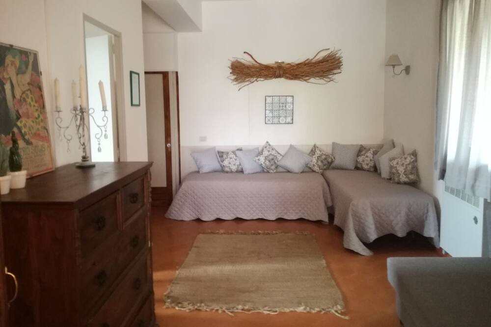 Photo of Livingroom in Ragalna