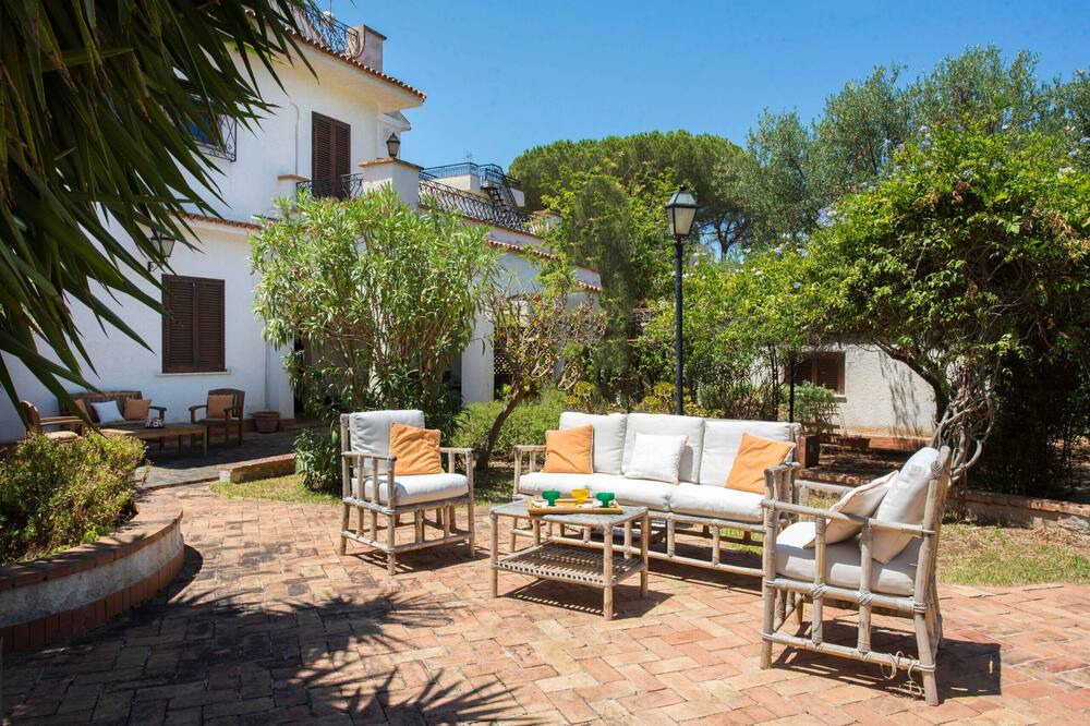 Photo of Outdoor in Terrasini