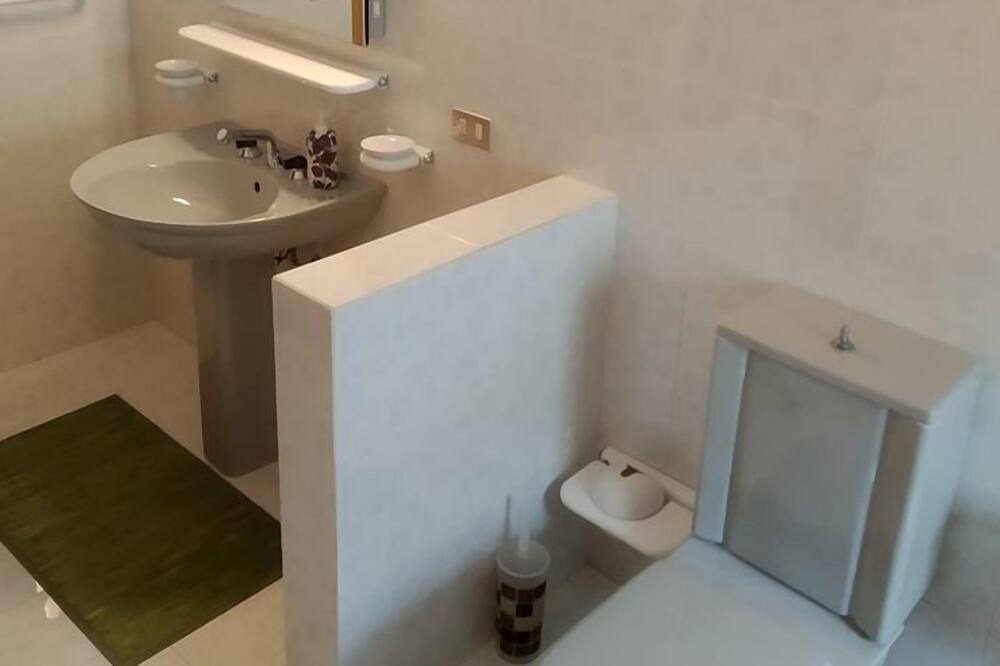 Photo of Bathroom in San Giovanni Gemini