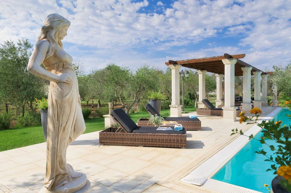 Photo of Outdoor in Oria