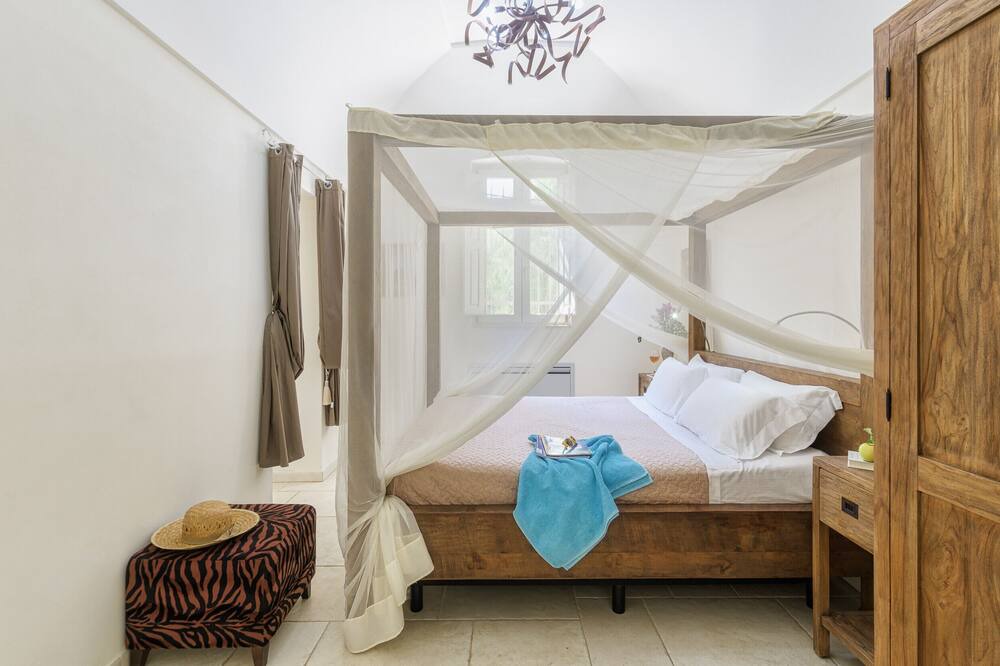 Photo of Bedroom in Oria
