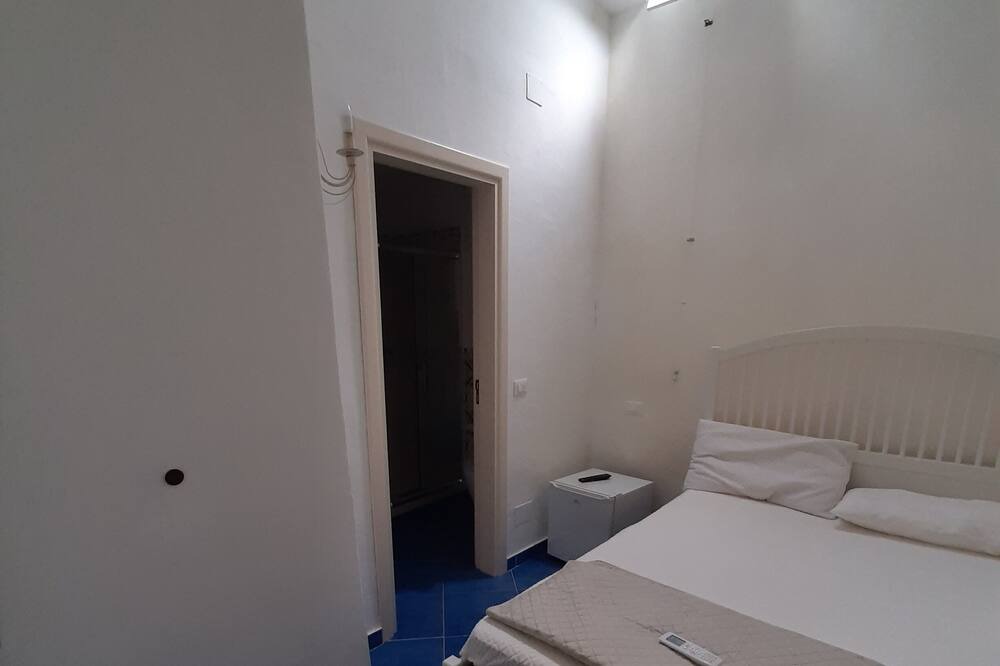 Photo of Bedroom in Santa Marina Salina
