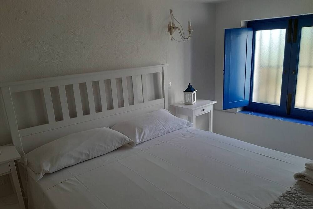 Photo of Bedroom in Santa Marina Salina
