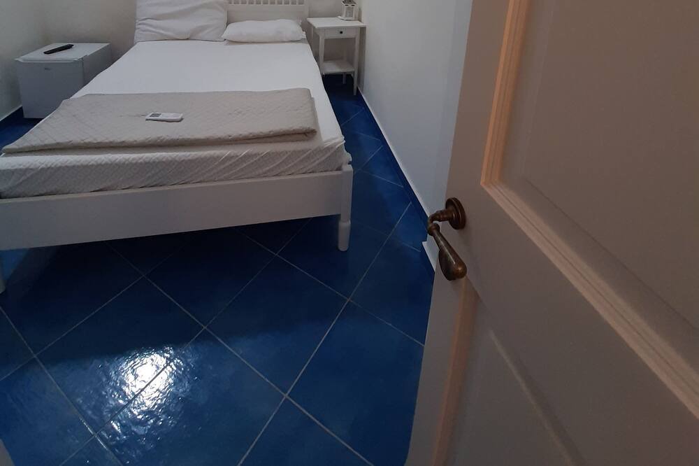 Photo of Bedroom in Santa Marina Salina