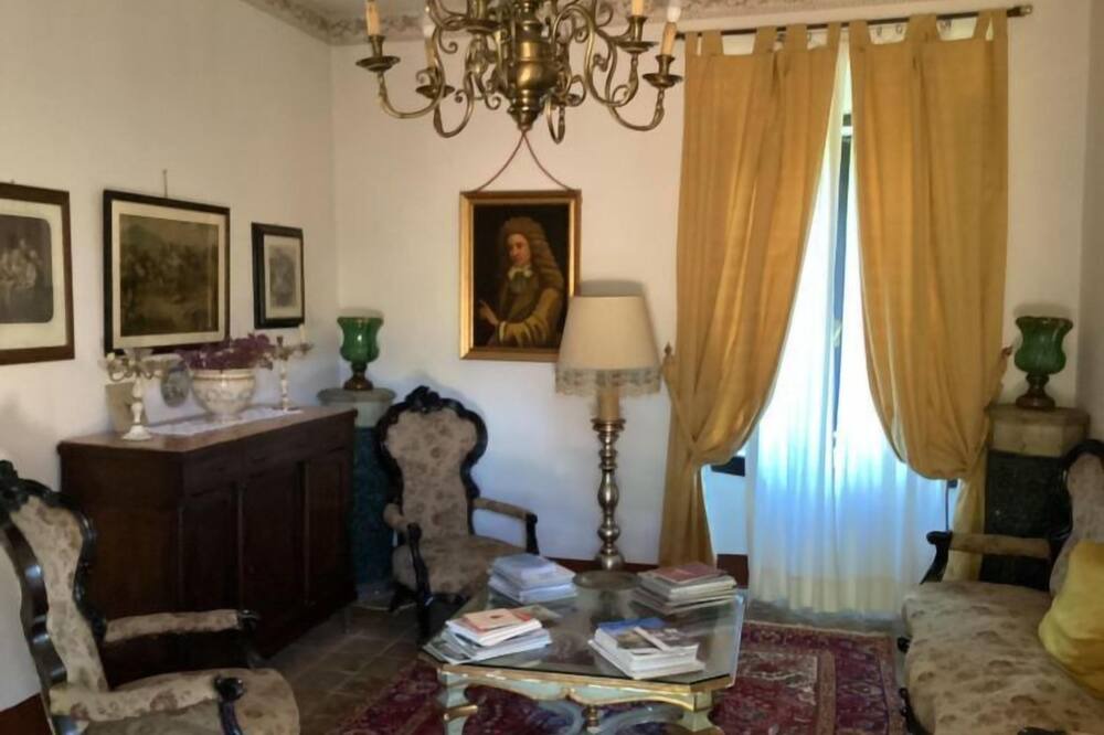 Photo of Livingroom in Buccino
