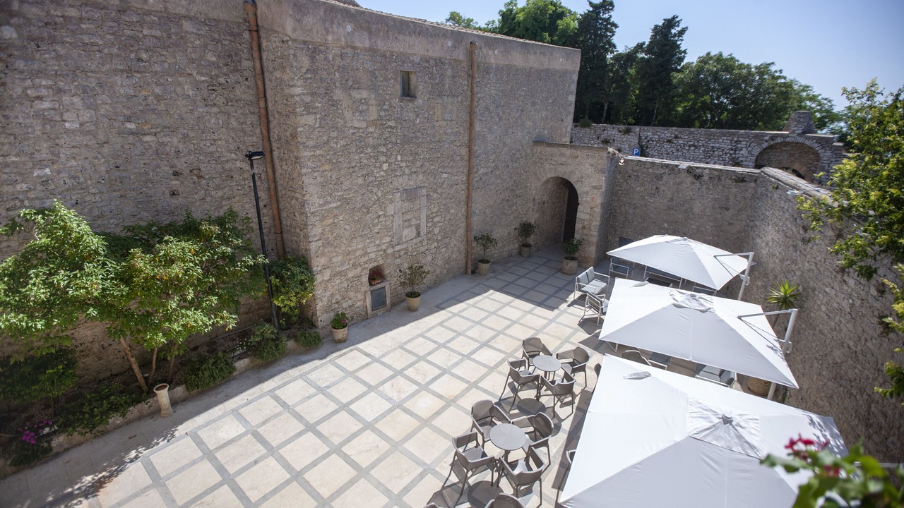 Photo of Patio Balcony in Erice