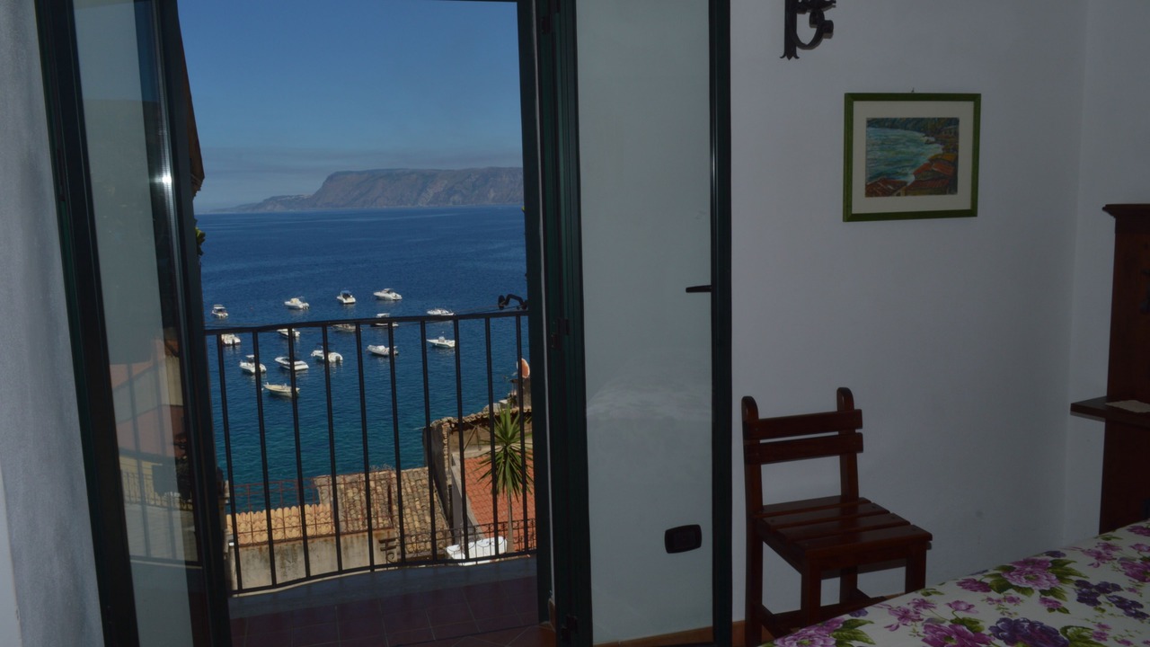 Photo of Bedroom in Scilla
