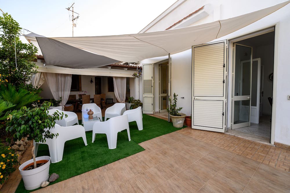 Photo of Patio Balcony in Digerbato
