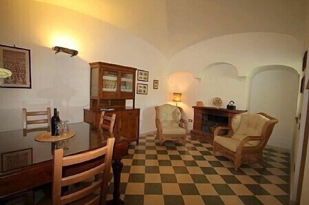 Photo of Bedroom in San Cipriano Picentino