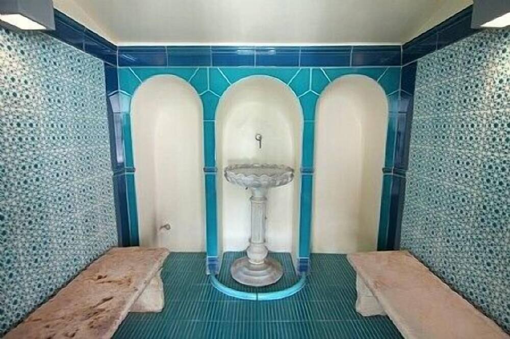 Photo of Bedroom in San Cipriano Picentino