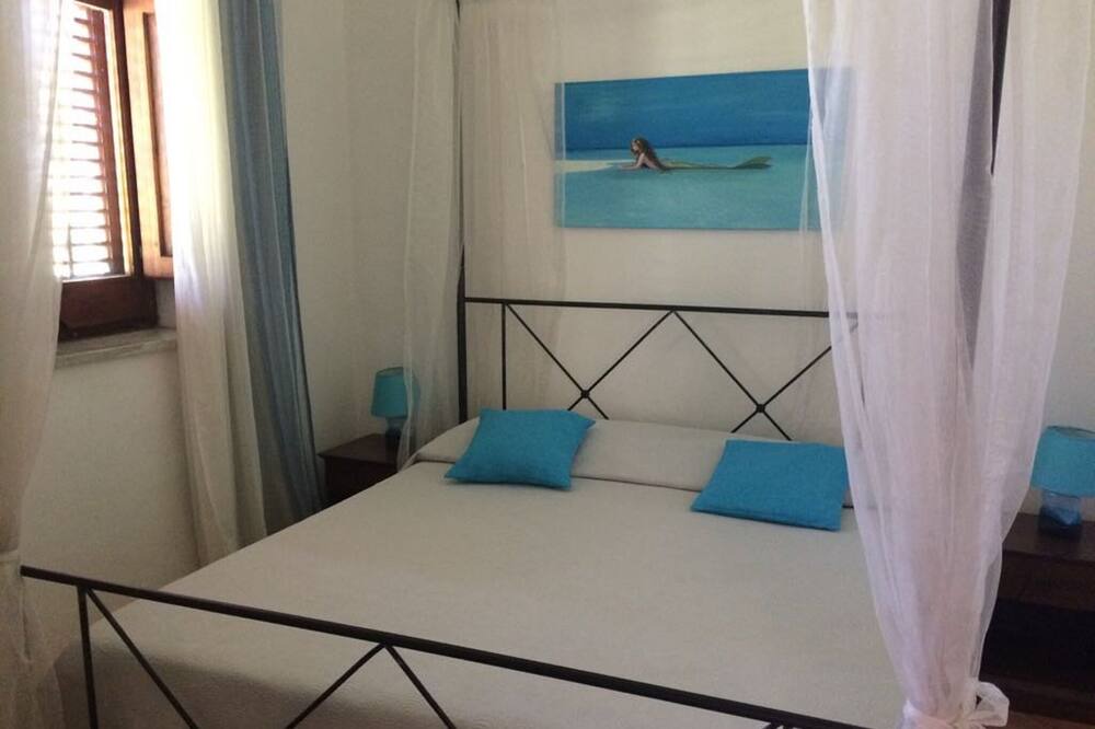 Photo of Bedroom in Trappeto
