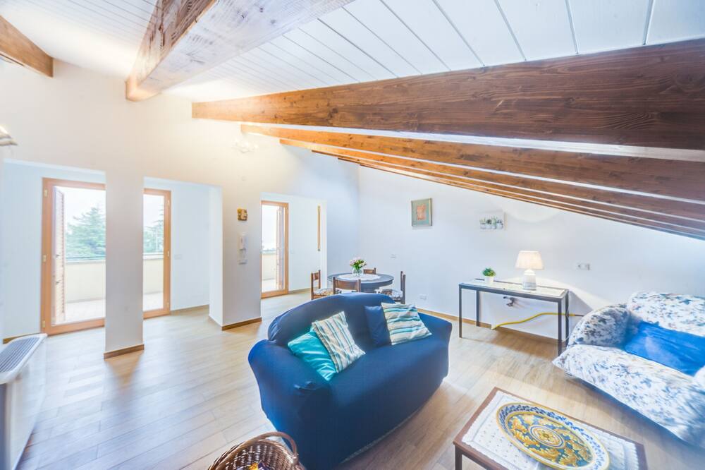 Photo of Livingroom in Pedara