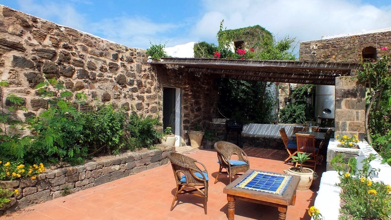 Photo of Patio Balcony in Pantelleria