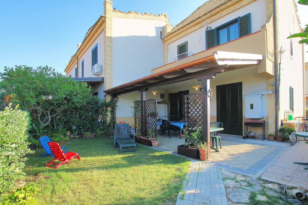 Photo of Outdoor in Campofelice di Roccella