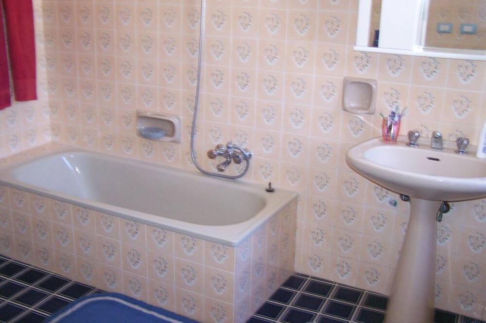 Photo of Bathroom in Pianoconte